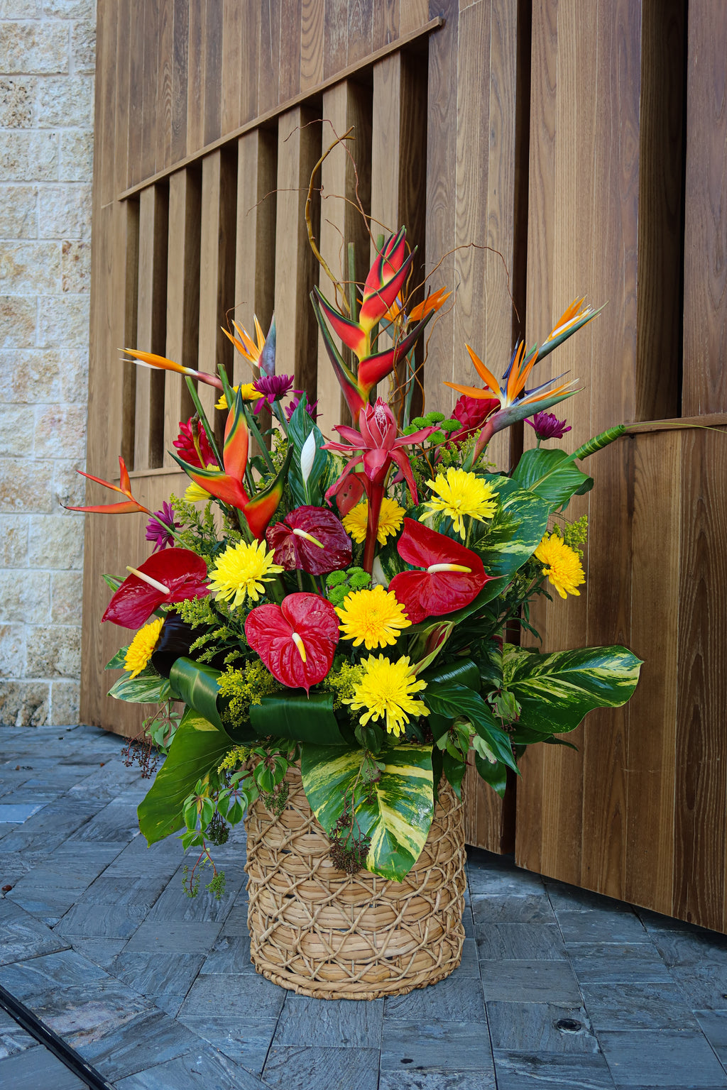 Spanish Tropical Basket